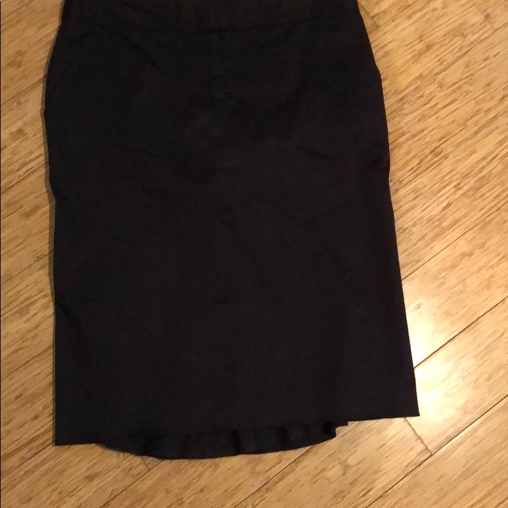 BC BG MAXAZRIA 4 skirt Fully lined
